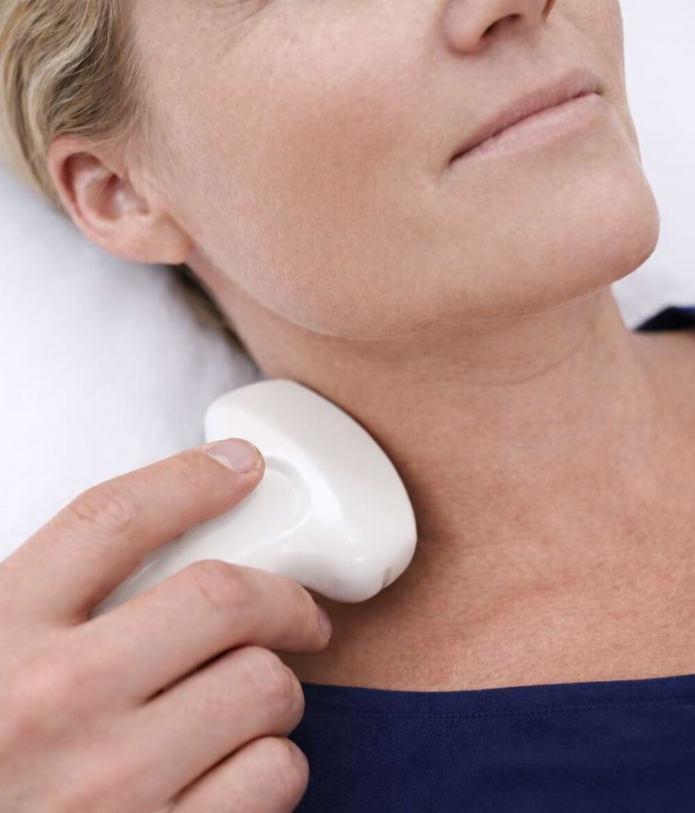 Eine Patientin wird untersucht.