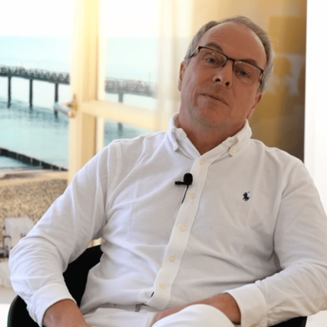 Dr. Z&ouml;ller spricht &uuml;ber seine Erfahrung der Praxis&uuml;bergabe mit dem MVZ Team Buderer